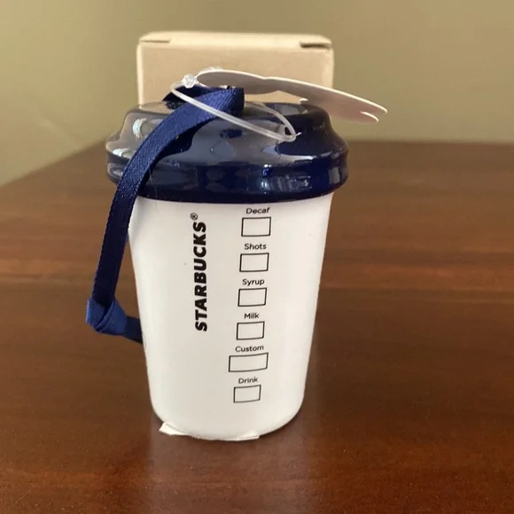 Mickey Mouse Starbucks Cup Ornament – Disney California Adventure - Picture 5 of 6